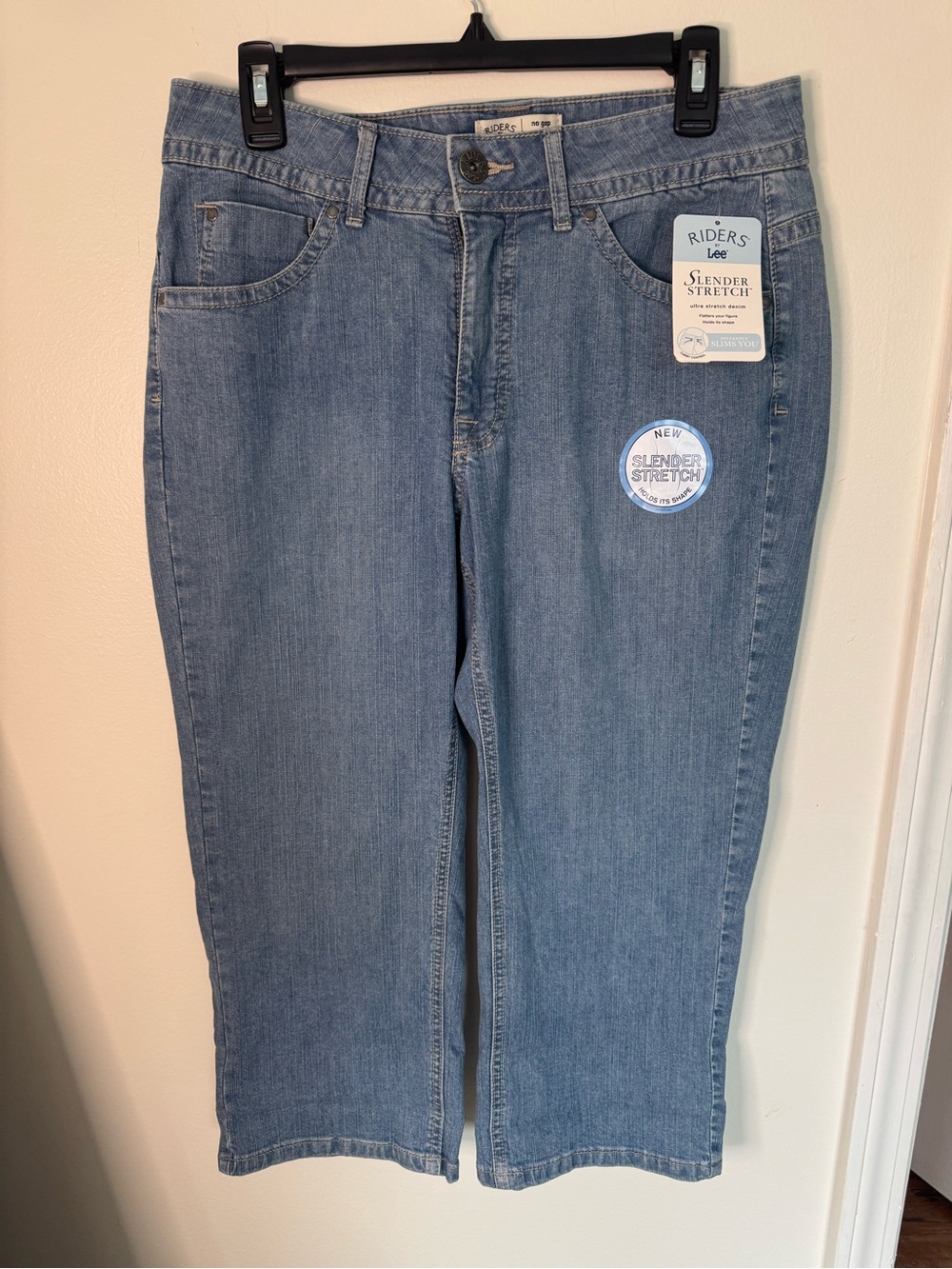 Riders by Lee Slender Stretch Capri Jeans NWT Blue Denim No Gap Waist Size 10